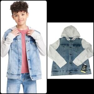 Art Class Light Wash Unisex Denim Button Down Jean Jacket w/ Sweatshirt Hood